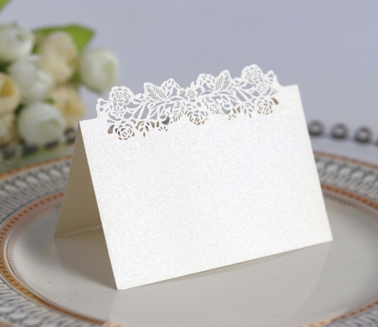 婚庆蝴蝶席位卡 镂空玫瑰卡片 创意姓名签到台 奶白珠光 桌卡批发