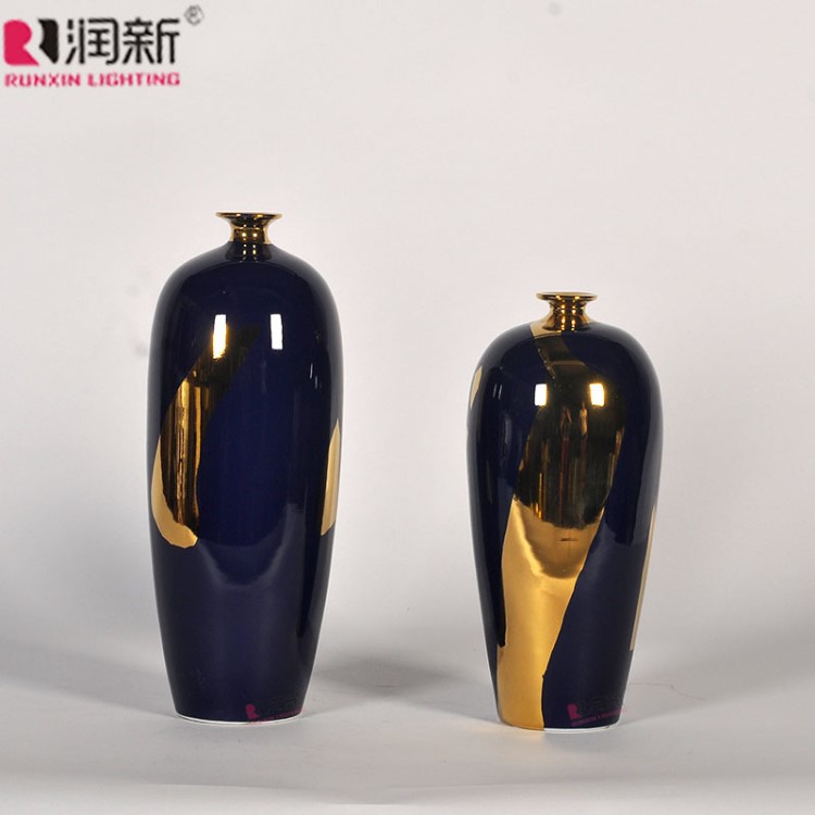 廠家批發(fā)輕奢后現(xiàn)代景德鎮(zhèn)陶瓷 高溫窯變深藍色陶瓷擺件酒店會所