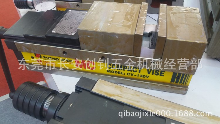 臺灣協(xié)威虎鉗 CV-130V  油壓虎鉗 油壓虎鉗 倍力虎鉗