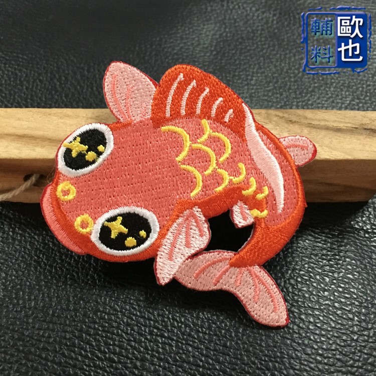 服裝輔料 繡花標(biāo) 電腦繡花章 刺繡商標(biāo) 繡花工藝 可來(lái)樣定做