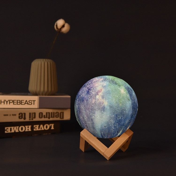 亞馬遜爆款月球燈 兒童禮品創意臺燈彩繪LED星空3D月亮小夜燈