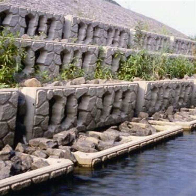河道水泥砌塊模具階梯擋土墻生態護坡砌塊模具仿石砌塊模具廠家