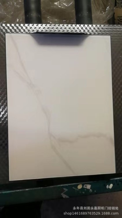 湖南常德供應(yīng)整體廚房櫥柜門   彩晶玻璃鋼化玻璃晶鋼門板定制