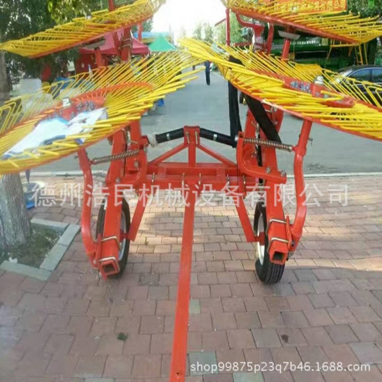 指盤式摟草機 割草機牧草機械 摟草盤廠家定制牽引式摟草機浩民機