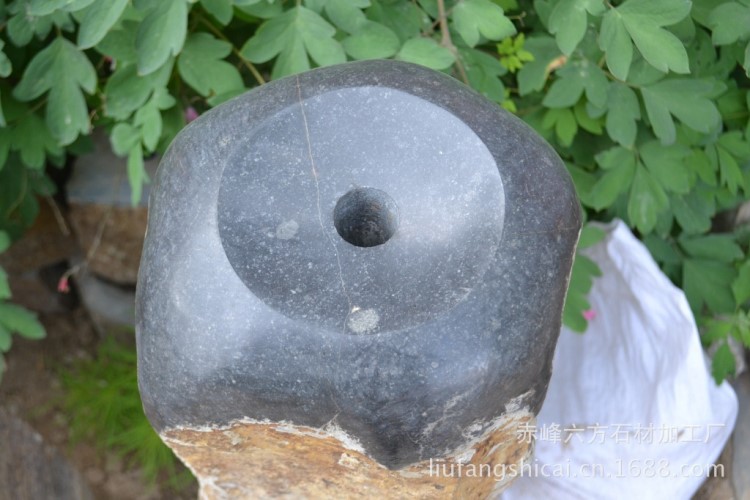 廠家直銷六方石景觀流水噴泉系列現(xiàn)貨批發(fā)景觀園林雕塑