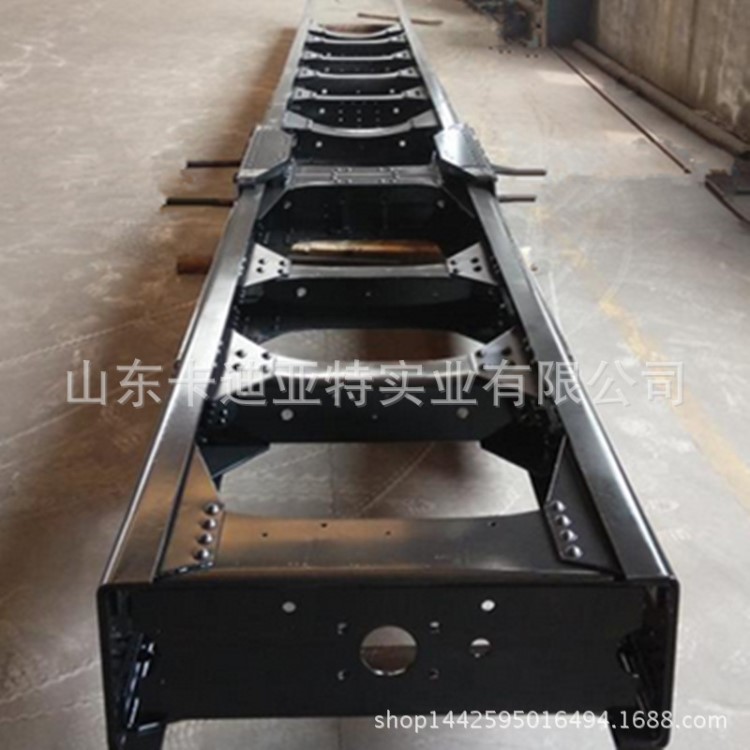 華菱副車架、生產(chǎn)供應(yīng)華菱之星副梁車架、華菱重卡大梁 質(zhì)量
