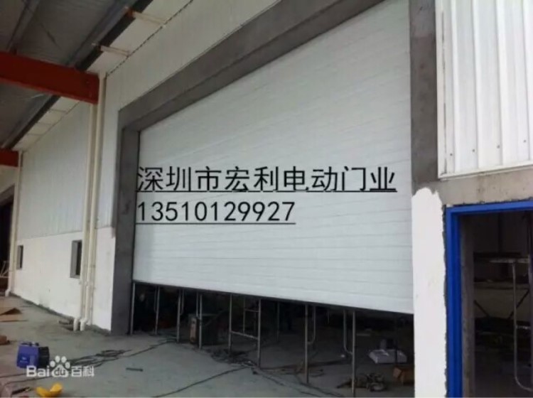 民治店鋪米黃果綠噴繪白色卷閘門手動推拉門