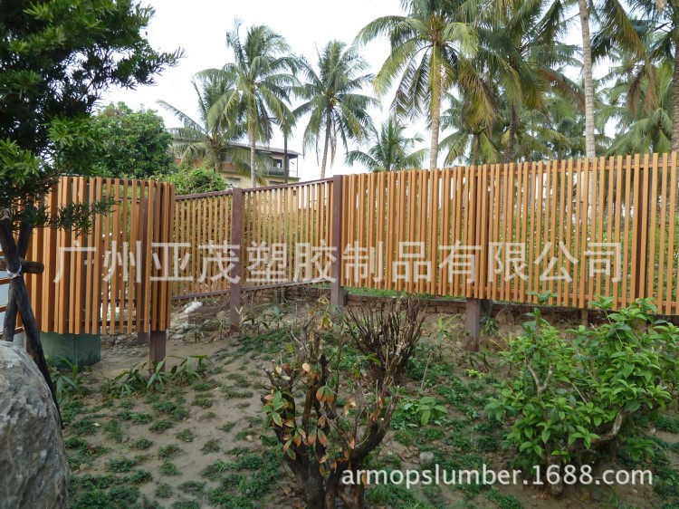 吊頂格柵板材廠家供應(yīng) 不添加木粉 不吸水   景觀造型設(shè)計(jì)
