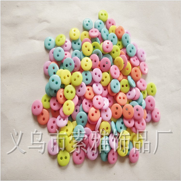 diy飾品串珠材料 8MM亞克力圓扁形紐扣珠 糖果色雙孔/四孔塑料扣