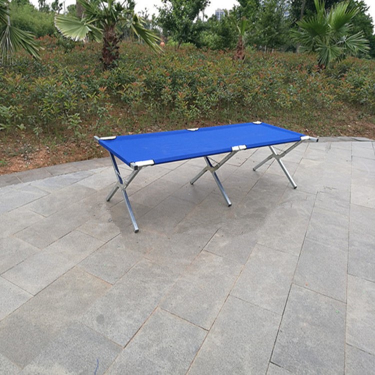 擺攤架子地?cái)傌浖芤故械財(cái)傌浖軘[攤折疊桌子便攜式地?cái)倲[攤折疊床