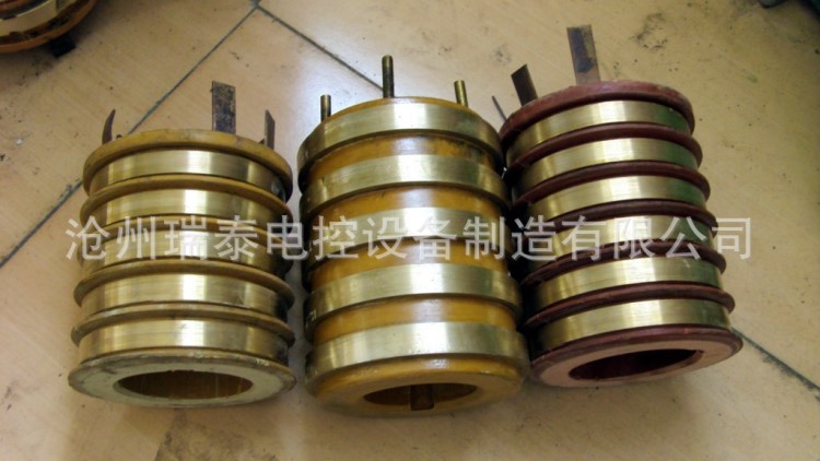 供應(yīng)導(dǎo)電滑環(huán)集電環(huán)配刷架碳刷壓簧刷桿