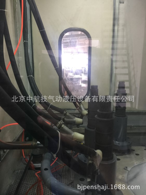 &lt;強擊噴砂機&gt;供應強擊噴砂房，噴砂房，環(huán)保噴砂房