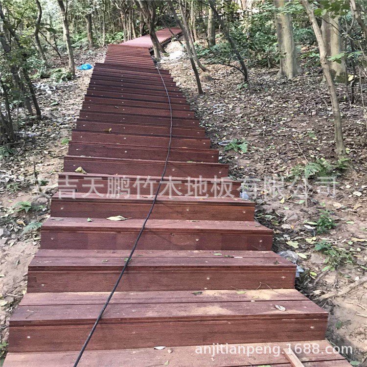 廠家直銷竹鋼竹材地板室外竹木地板質(zhì)量量大重優(yōu)防腐防蟲地板