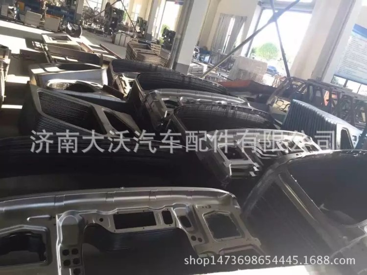 駕駛室沖壓件 駕駛室鐵件 駕駛室鈑金配件 事故車