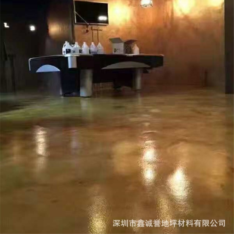 廠家供應(yīng) 地坪漆 停車場環(huán)氧地坪漆 水性環(huán)氧防滑仿古地坪漆批發(fā)