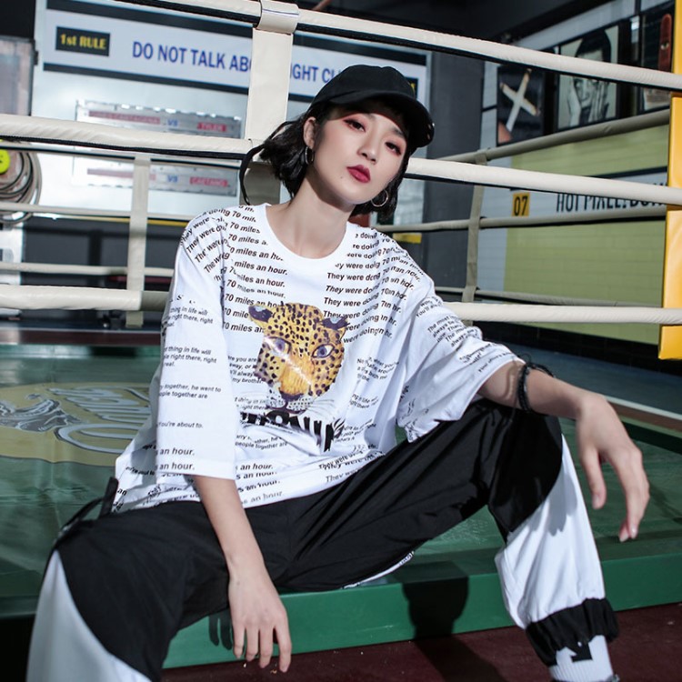 潮牌女装2019春季时尚印花半袖圆领t恤中袖上衣女嘻哈风一件代发