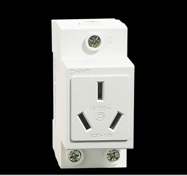 正泰 軌道式 兩極帶接地插座10A250V 寬36mm AC30系列插座