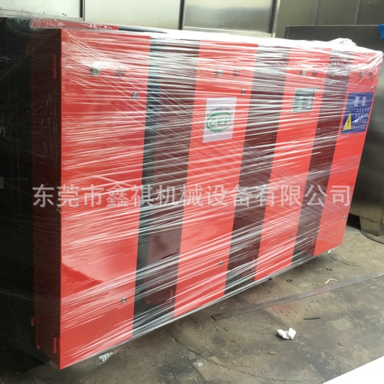 光催化氧化設(shè)備 光催化廢氣處理設(shè)備 uv光氧催化廢氣處理設(shè)備