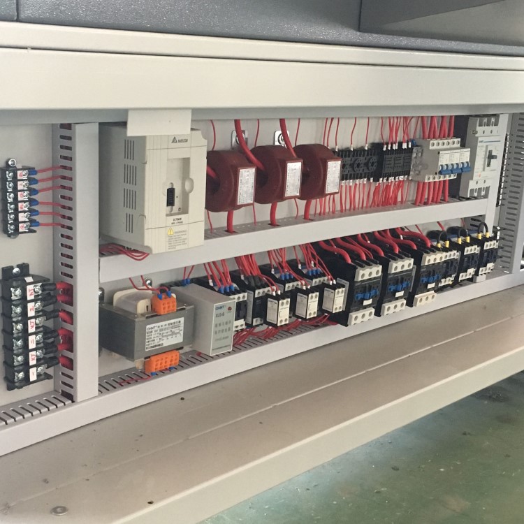 源頭工廠店優(yōu)價新款家具行業(yè)全精密雙輥小型滾漆機