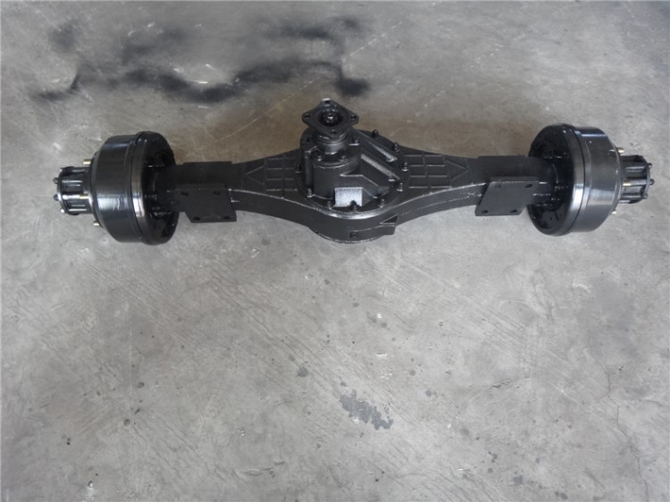 供應(yīng)電動(dòng)叉車驅(qū)動(dòng)橋電動(dòng)車后橋  130油剎后橋 五十鈴氣剎后橋