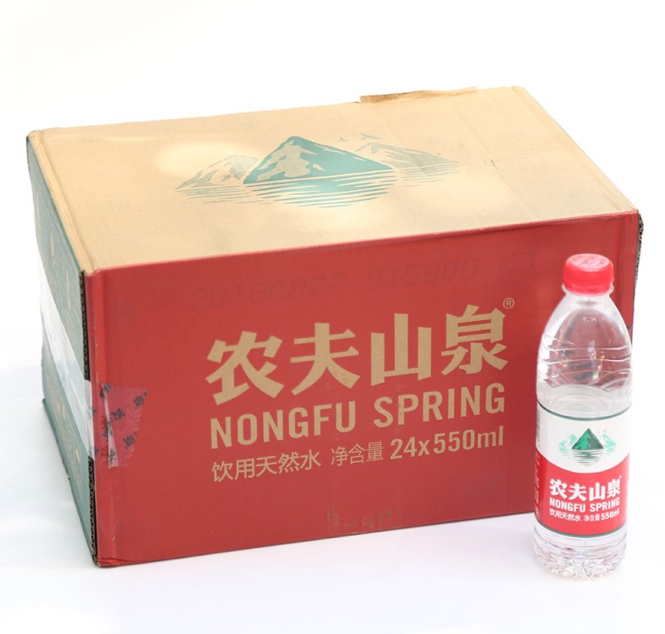 農(nóng)夫山泉飲用天然水550ml*28瓶裝塑膜包裝整箱批發(fā) 長沙同城批量