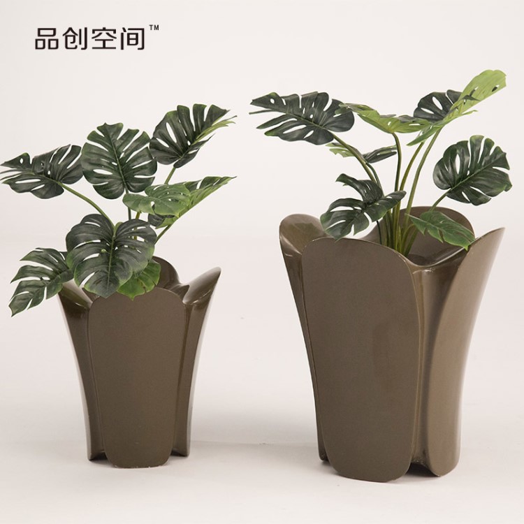 品創空間現代簡約玻璃鋼花盆商場創意花器組合寫字樓落地花瓶擺件