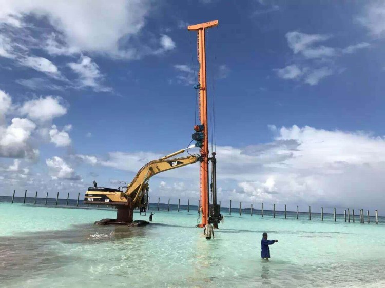 供應水陸兩棲挖掘機 水路挖掘機 清淤挖掘機 兩棲挖掘機