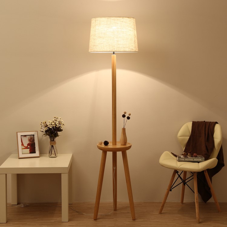 北歐原木色實木藝術(shù)落地?zé)羧_置物臺燈現(xiàn)代創(chuàng)意客廳酒店客房燈具