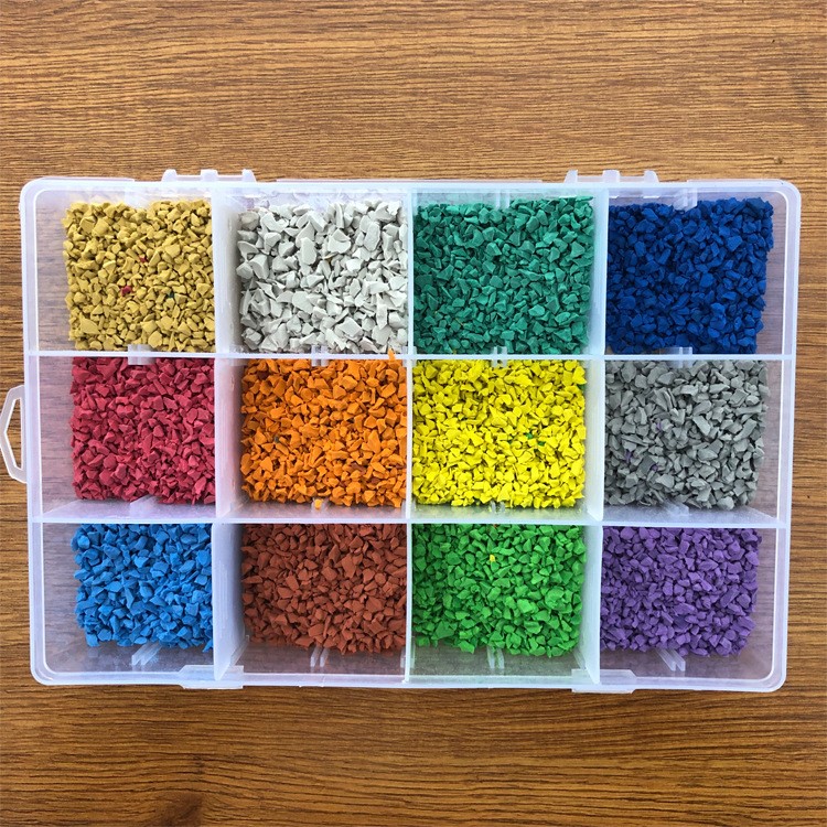 塑膠跑道EPDM彩色橡膠顆粒生產(chǎn)廠家直銷原材料加工定做包施工