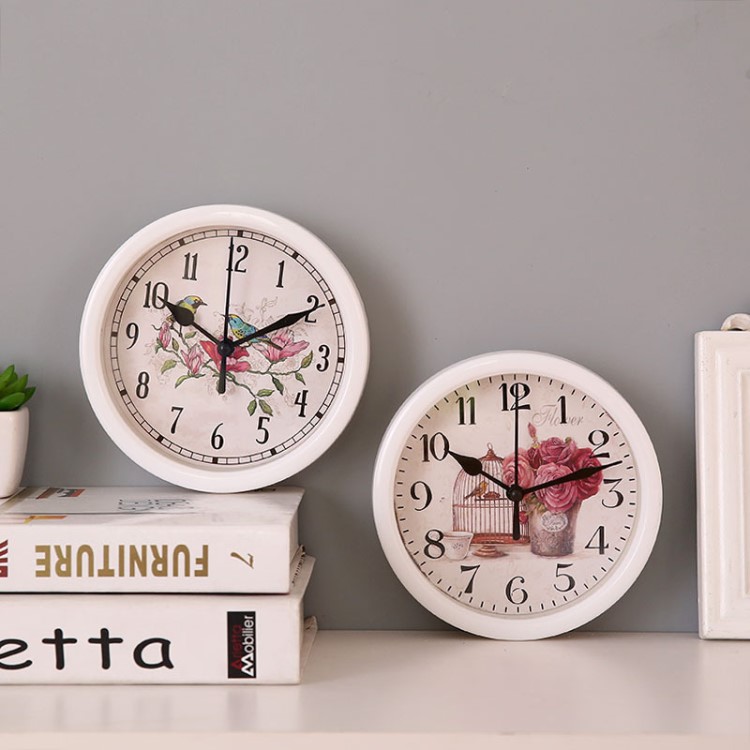 新款圓形鬧鐘辦公家用簡約小鬧鐘蘋果型學生床頭鐘表個性禮品擺