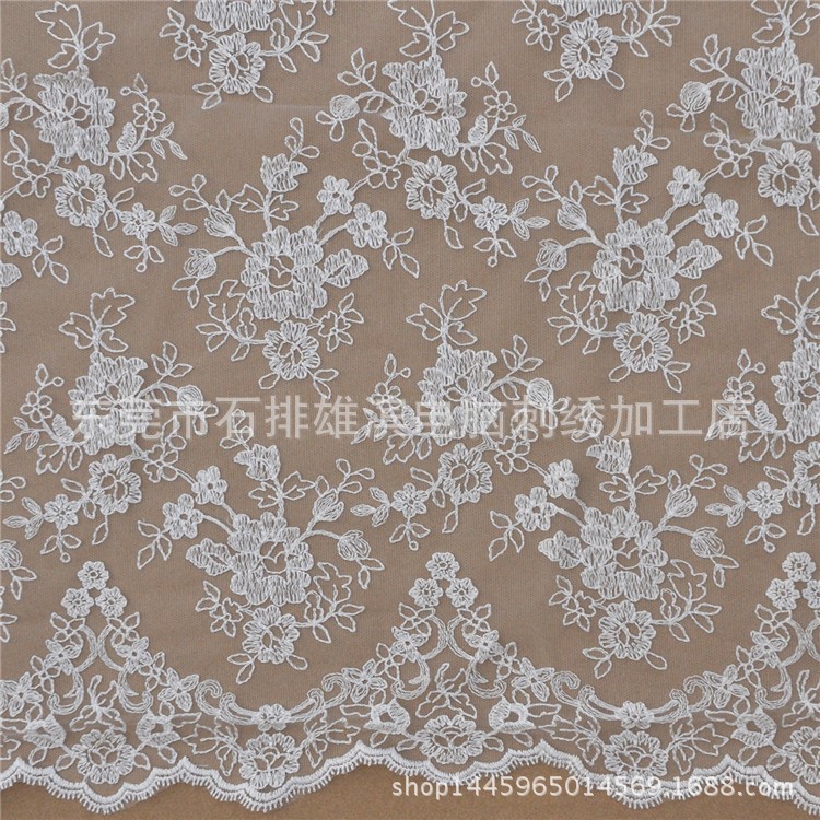 車骨蕾絲花邊 婚紗輔料 網(wǎng)紗刺繡 婚紗蕾絲面料 婚紗蕾絲花邊