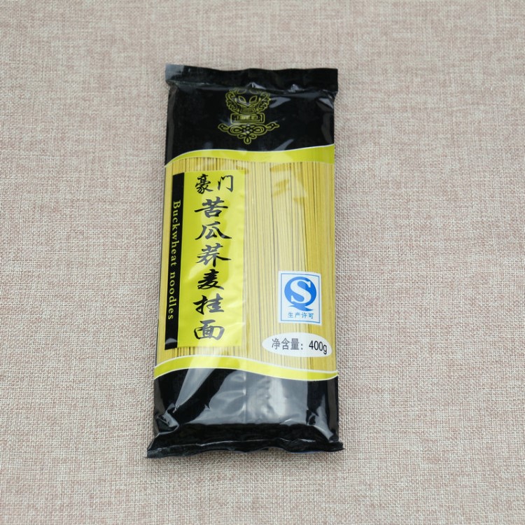 四川特產(chǎn)豪門苦蕎麥掛面 400g營養(yǎng)面條 不含蔗糖類食品 廠家批發(fā)