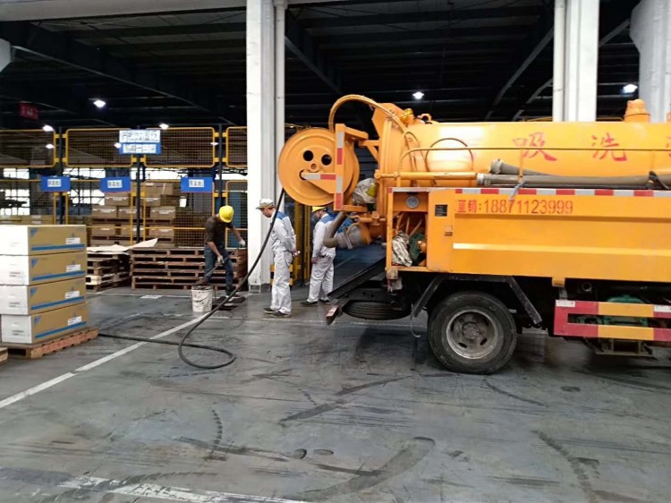 閔行莘莊工業(yè)區(qū)下水道疏通 管道淤泥清洗 工地路面泥土沖洗保潔