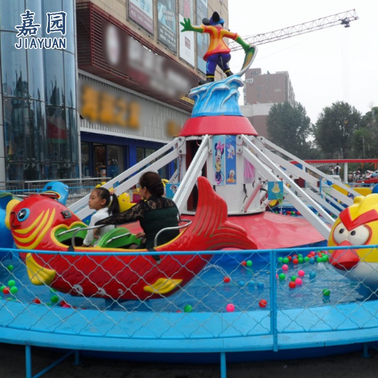 廠家直銷自控飛機(jī) 海盜船和玻璃鋼船等多種游樂設(shè)備、游樂機(jī)械