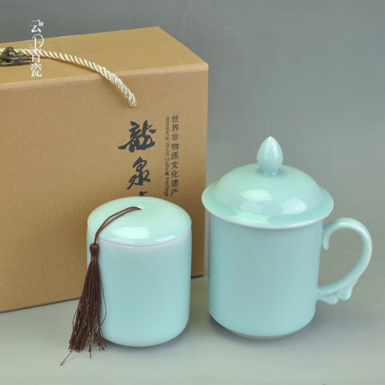 廠直銷龍泉青瓷禮品茶具杯具組合定制銀行保險(xiǎn)地產(chǎn)汽車陶瓷杯套裝