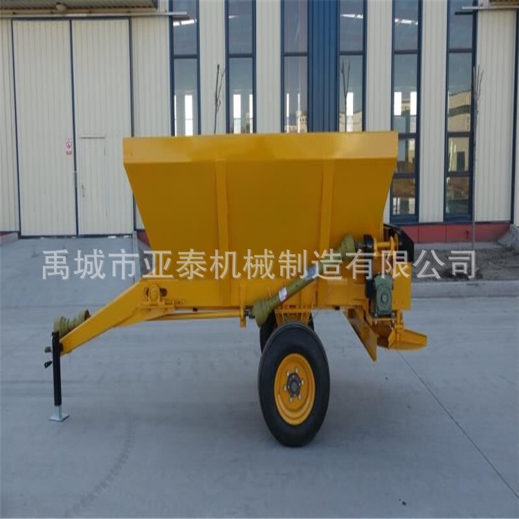廠家定做有機肥糞肥撒肥車 拖拉機配套大型撒肥機ZMM