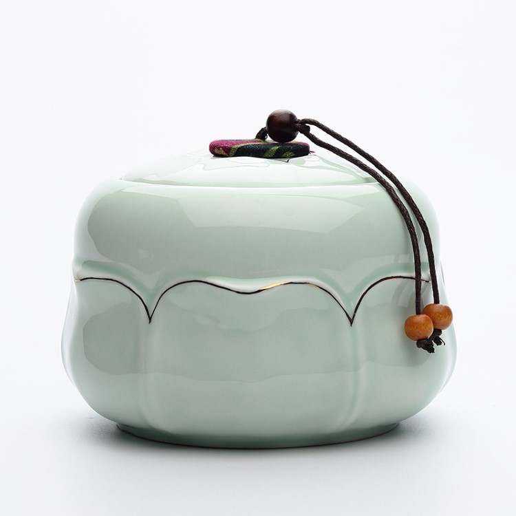 描金青瓷茶叶罐陶瓷大号半斤红茶罐子密封罐陶瓷罐莲花创意特色