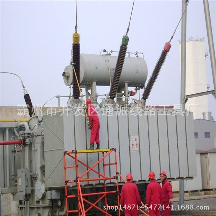 35KV-220KV高壓絕緣子沖洗設(shè)備 電機(jī)傳動(dòng)軸帶動(dòng)相應(yīng)的絕緣子清掃