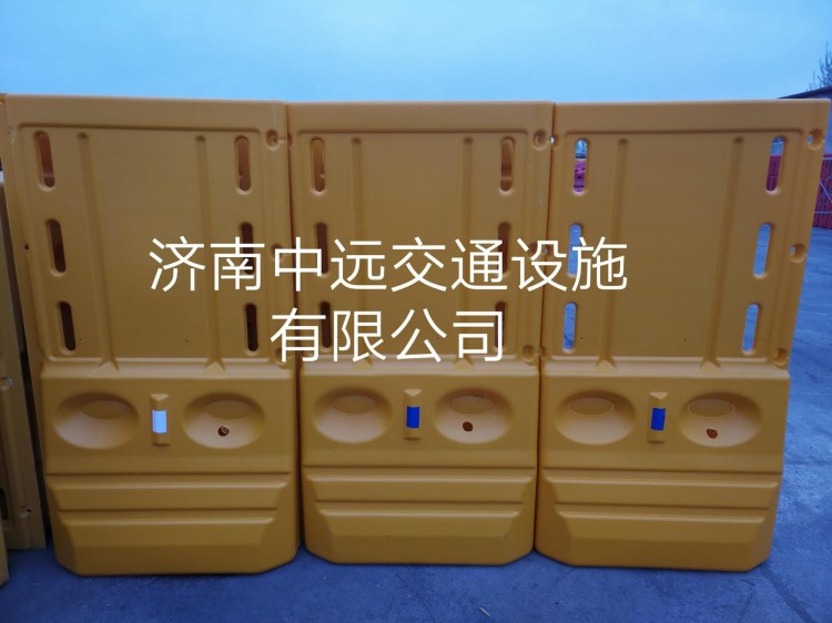 棗莊注水圍擋 道路施工隔離圍擋 市政圍擋 高速公路水馬圍擋廠家