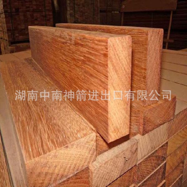 湖北菠蘿格、山樟木巴蒂木等天然防腐木批發 規格定制找中南神箭