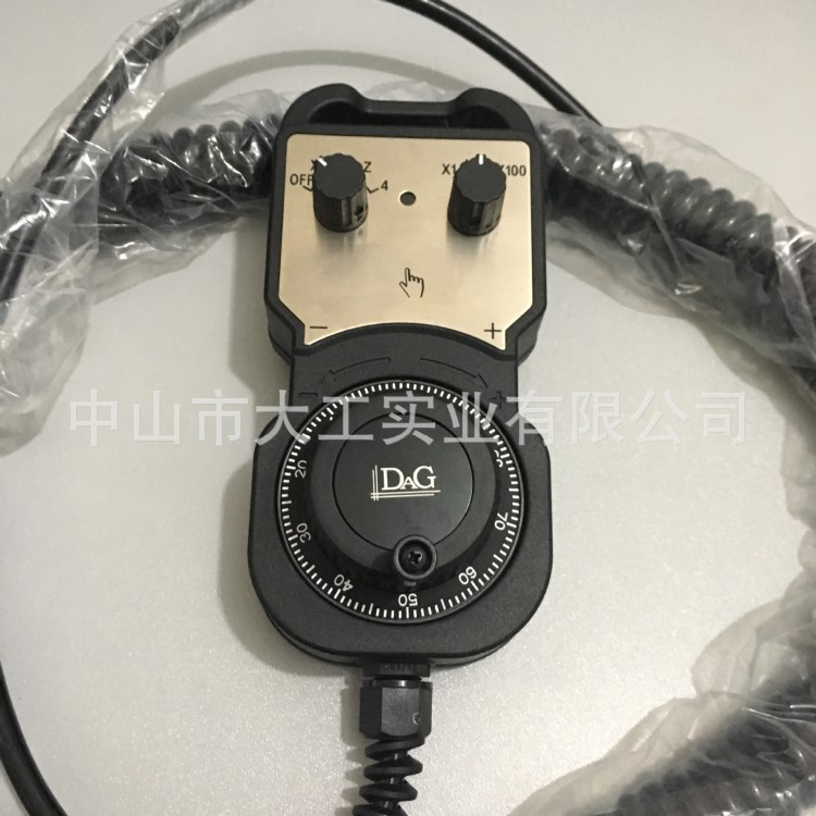 批發出售發那科，三菱，西門子通用型電子手輪HP115 HP121 HP11D