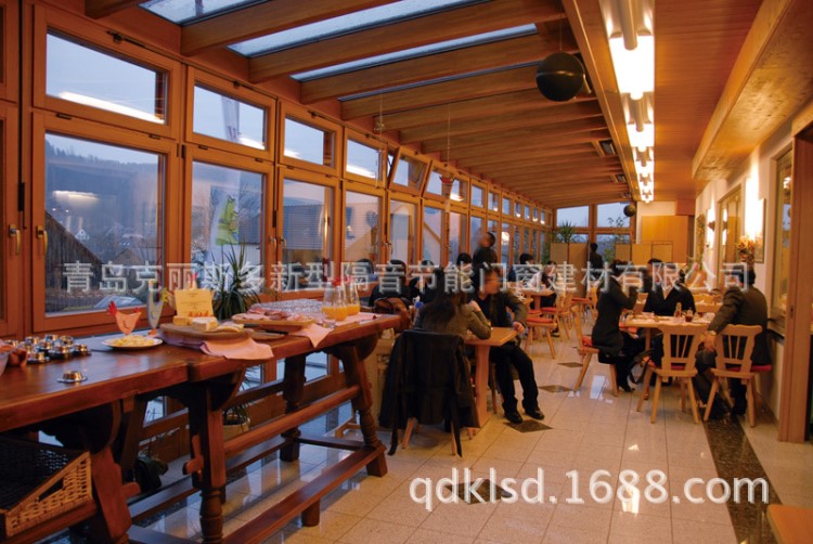 青島低價供應鋁木門窗 鋁木復合門窗 鋁木復合陽光房