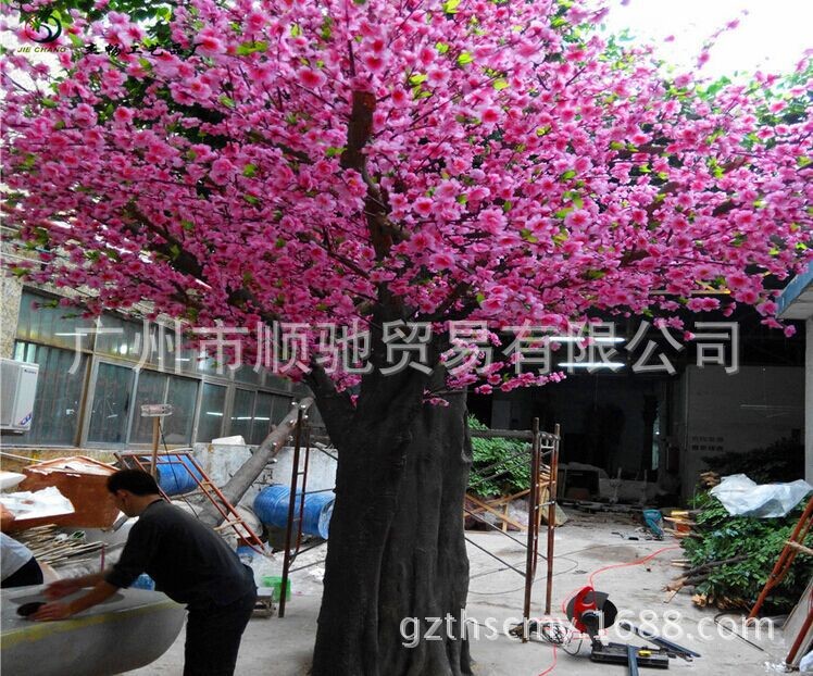 廣州溶洞主題餐廳設(shè)計(jì)施工 餐廳仿真樹包裝