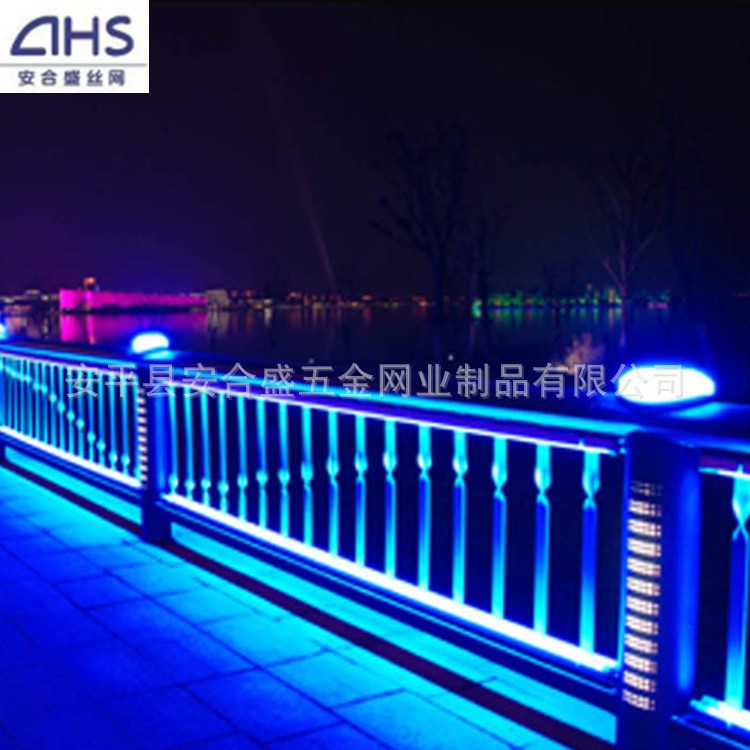 生產(chǎn)防撞燈光護(hù)欄 LED燈光護(hù)欄 河道燈光護(hù)欄 各式景觀燈光護(hù)欄