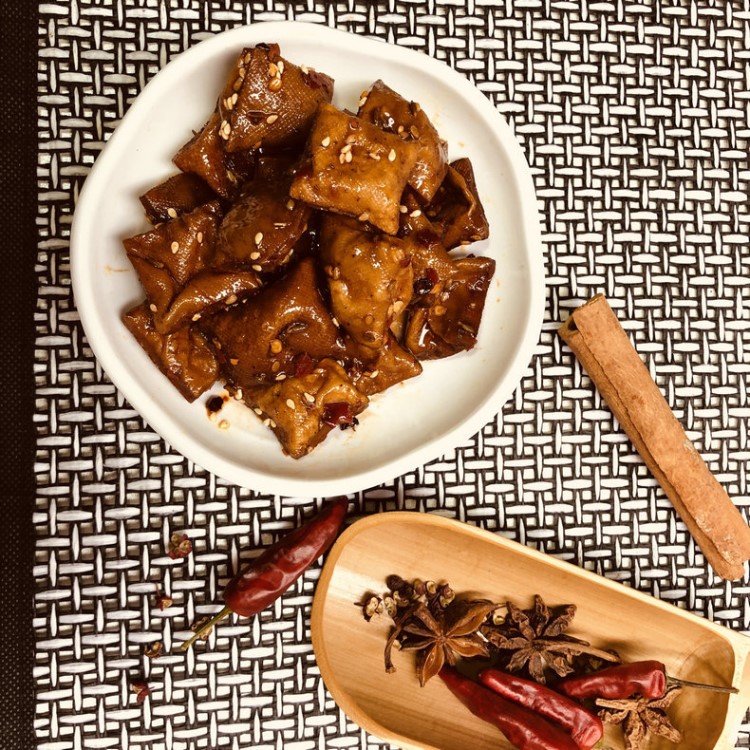 推薦散裝香干 散裝麻辣洋哥香干 辣條做法 小馬哥辣條