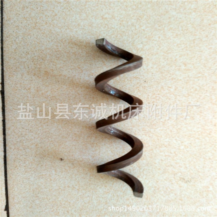 供應各種規(guī)格小型不銹鋼螺旋葉片/攪攏葉片 東誠機械實拍