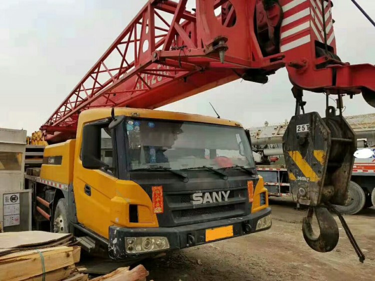 三一重工起重機，三一吊車