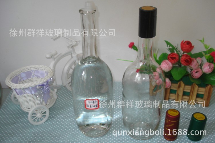 新款750ml玻璃洋酒瓶 葡萄酒瓶 配塑料內(nèi)塞 木塞 熱縮帽