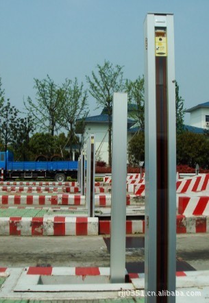 代理美國高速公路計重收費專用設備邦納車輛分離器、光幕