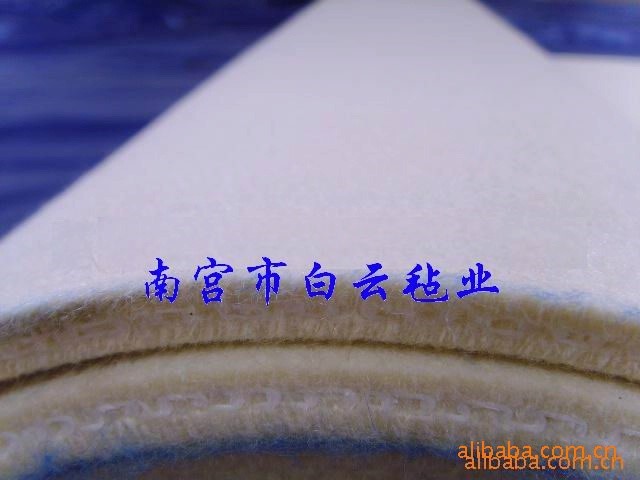 宜興中禾熱轉(zhuǎn)移印花機(jī)圓筒毯 數(shù)碼印花機(jī)呢毯帶